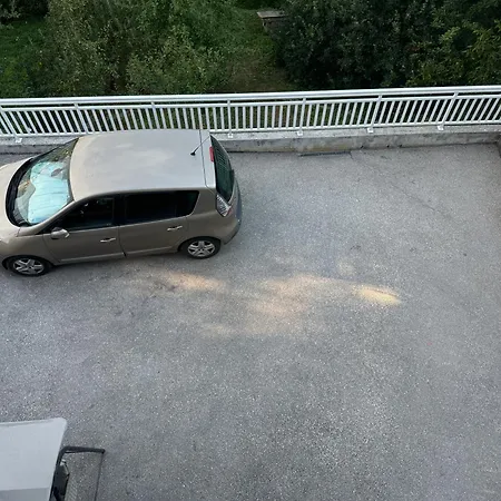 منزل للإقامة A Red Door *