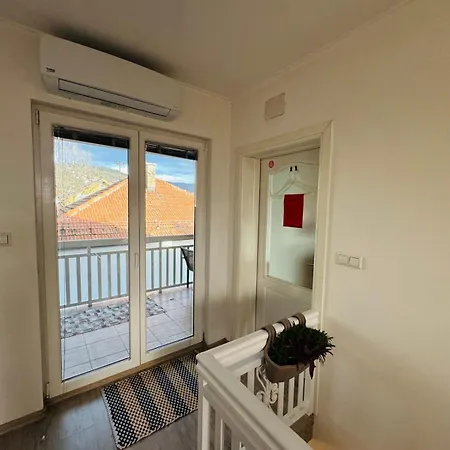 A Red Door ホームステイ サラエヴォ